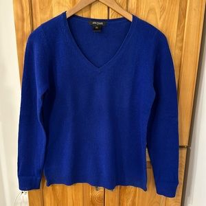 Ann Taylor cobalt blue V neck 100% cashmere sweater size medium petite